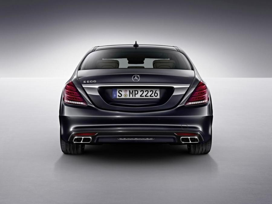  Mercedes-Benz S600 2014 года  (фото 17 из 21)